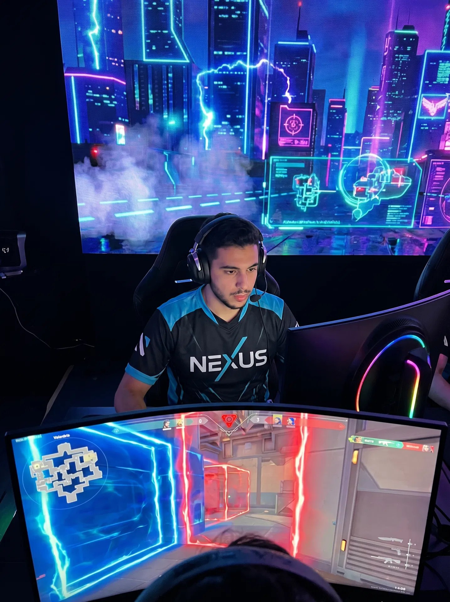 لاعب فالورانت