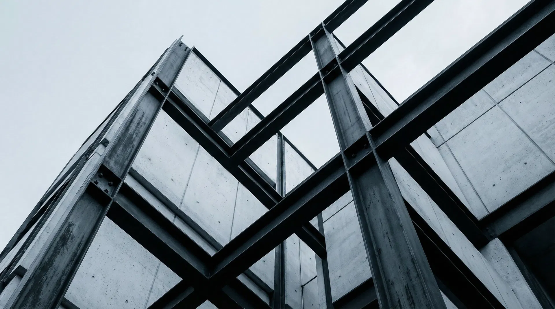 Estrutura arquitetônica representando precisão e sistema da Blue Labs, terceirização de marketing e vendas