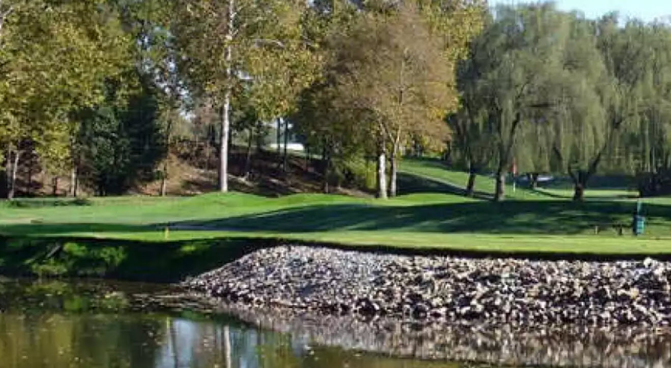 Lancaster Country Club