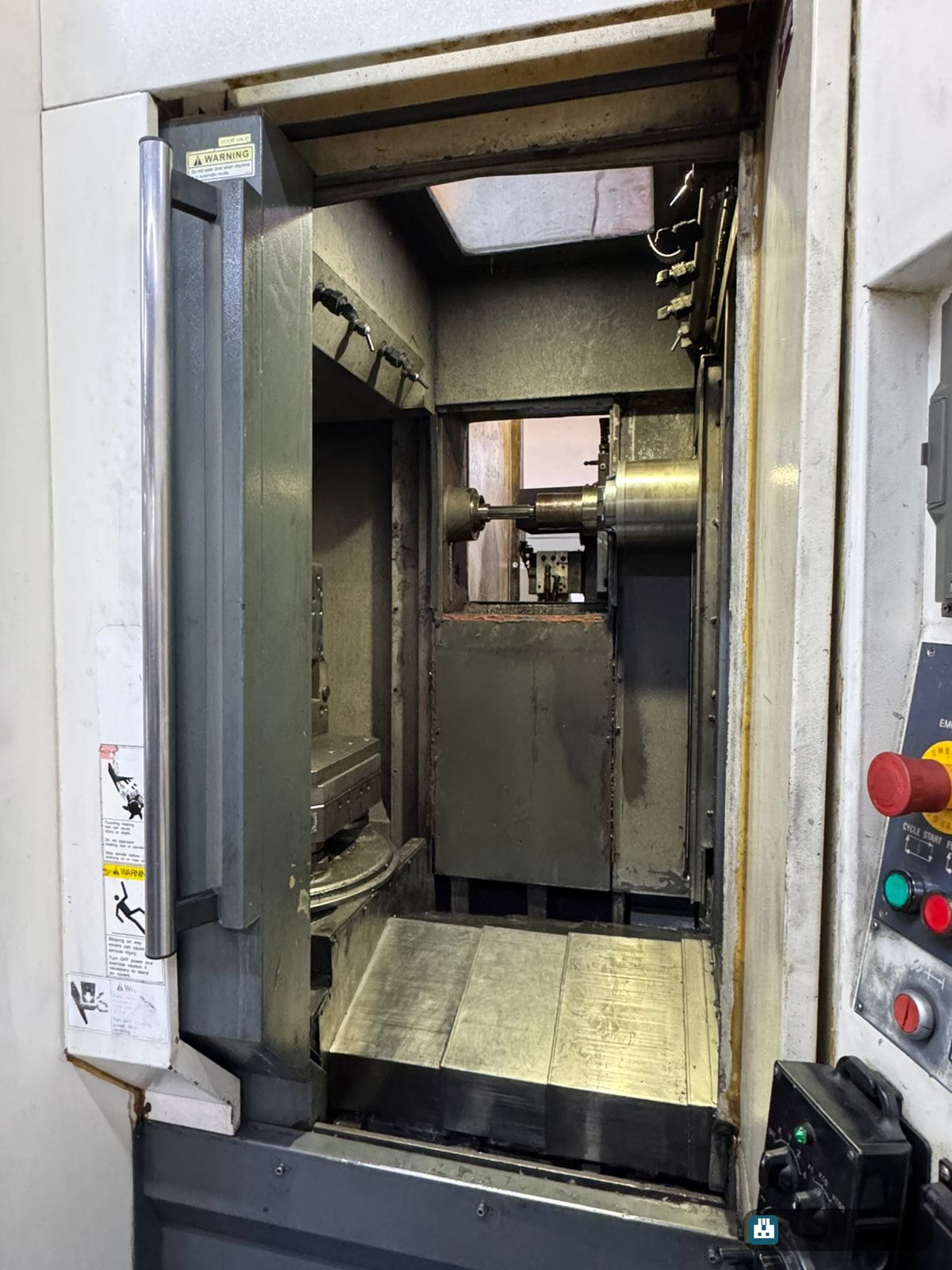 Leadwell HMC 400 — foto 5