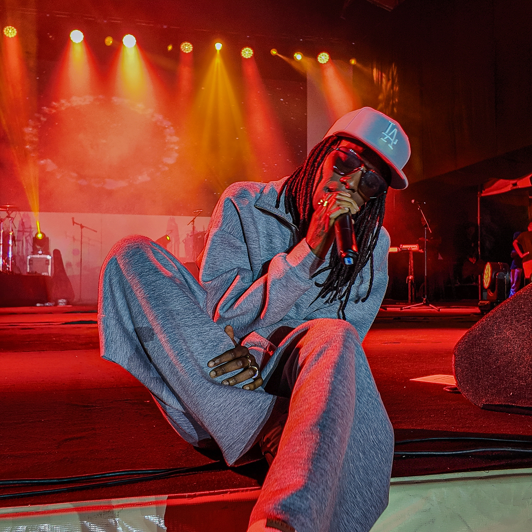 Chelsea Dinorath anuncia novo álbum "está melhor que o primeiro"