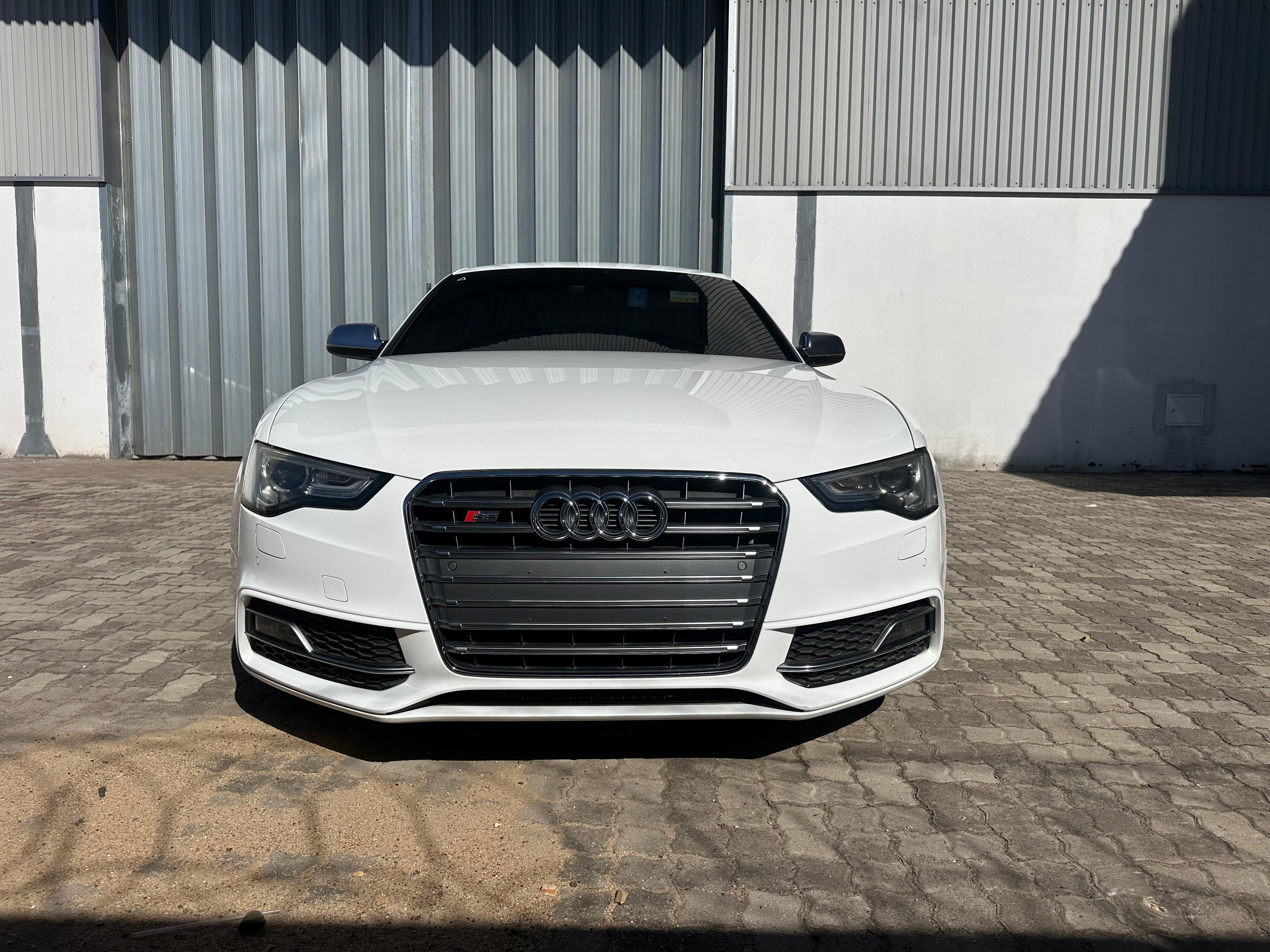 Audi S5 2012 2