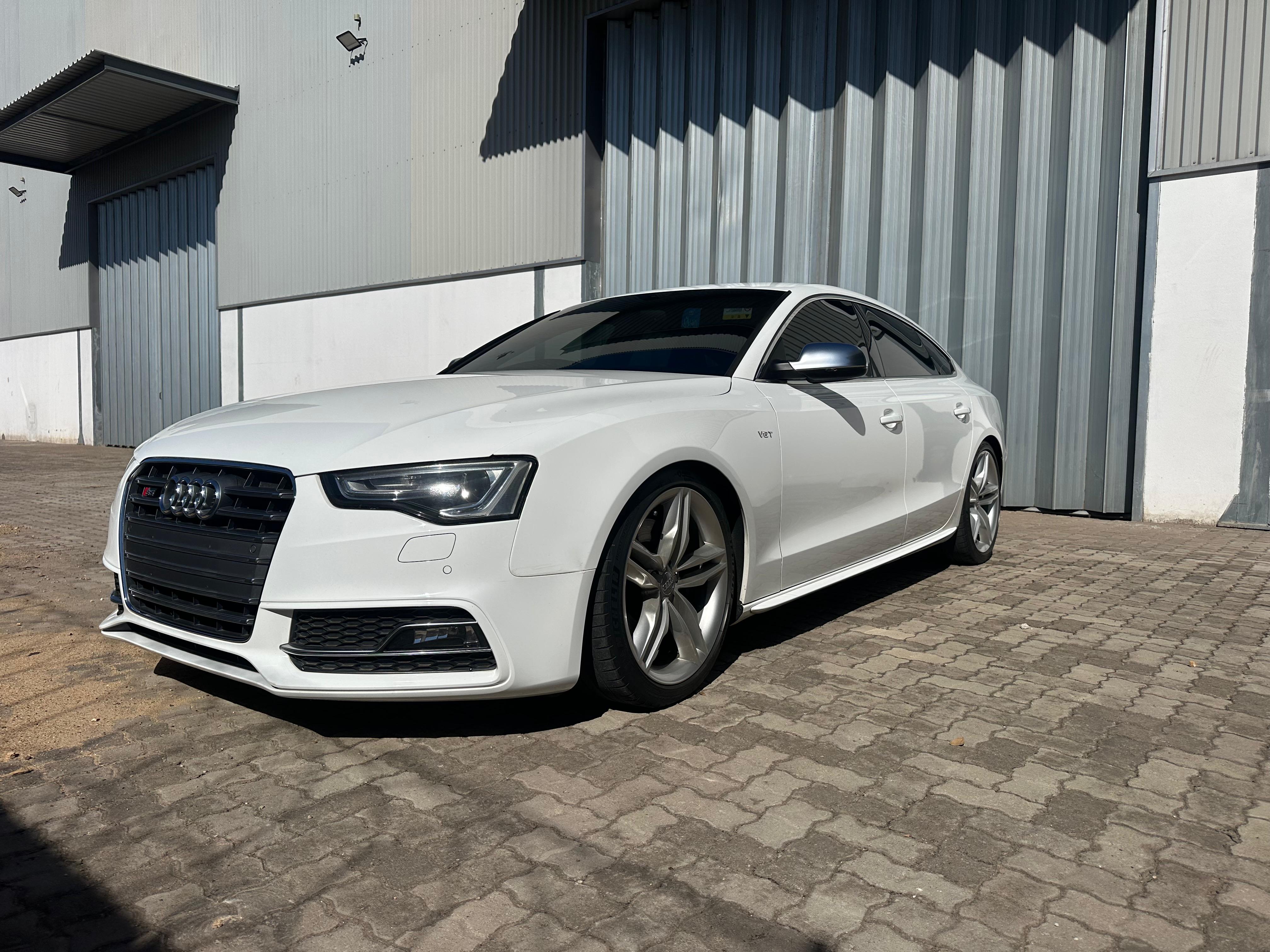 Audi S5 2012