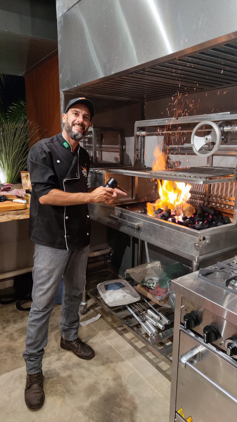 Parrilla do Mestre Portátil com firebox lateral  - foto 3