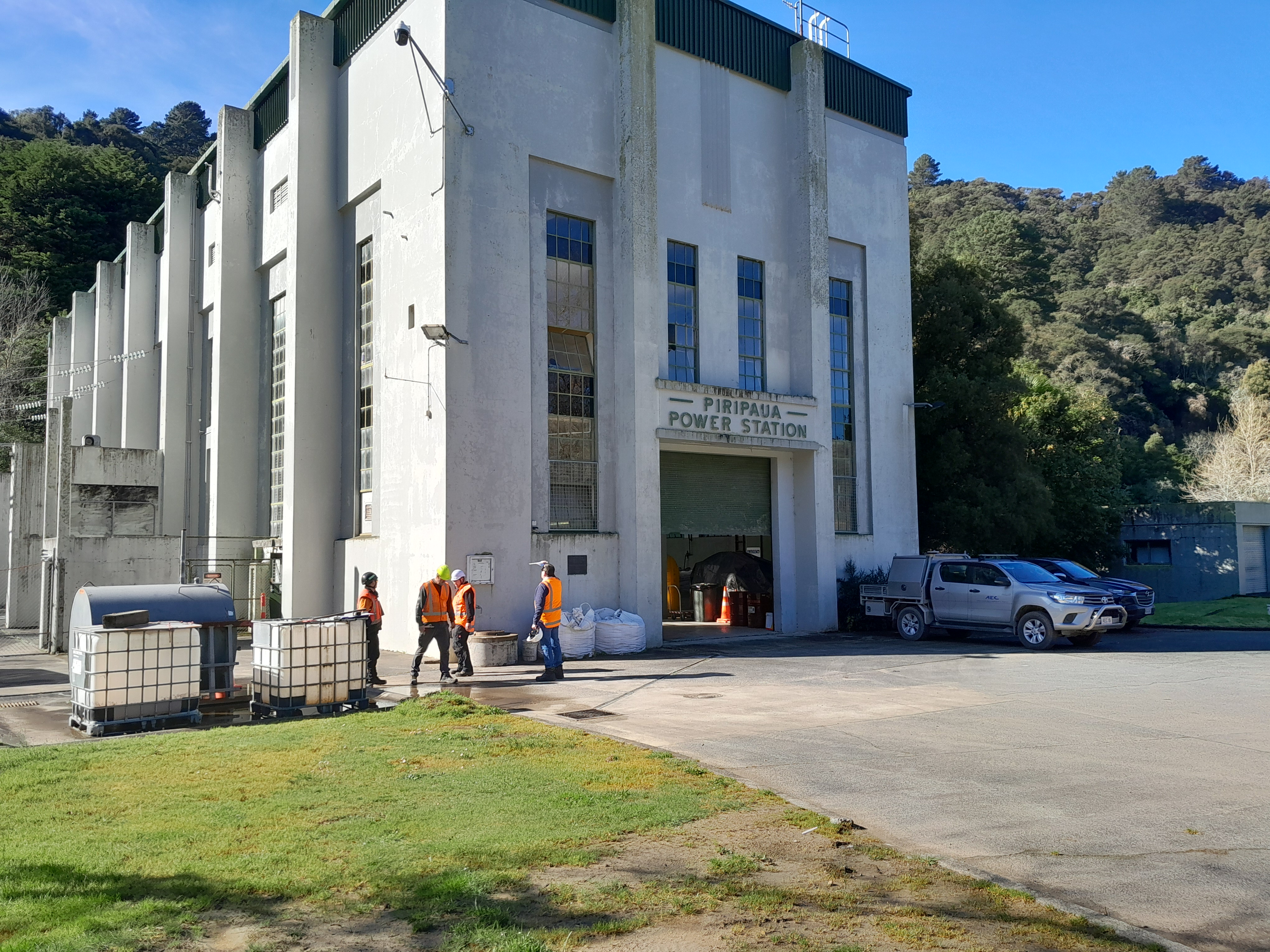 Commercial & Industrial Structures