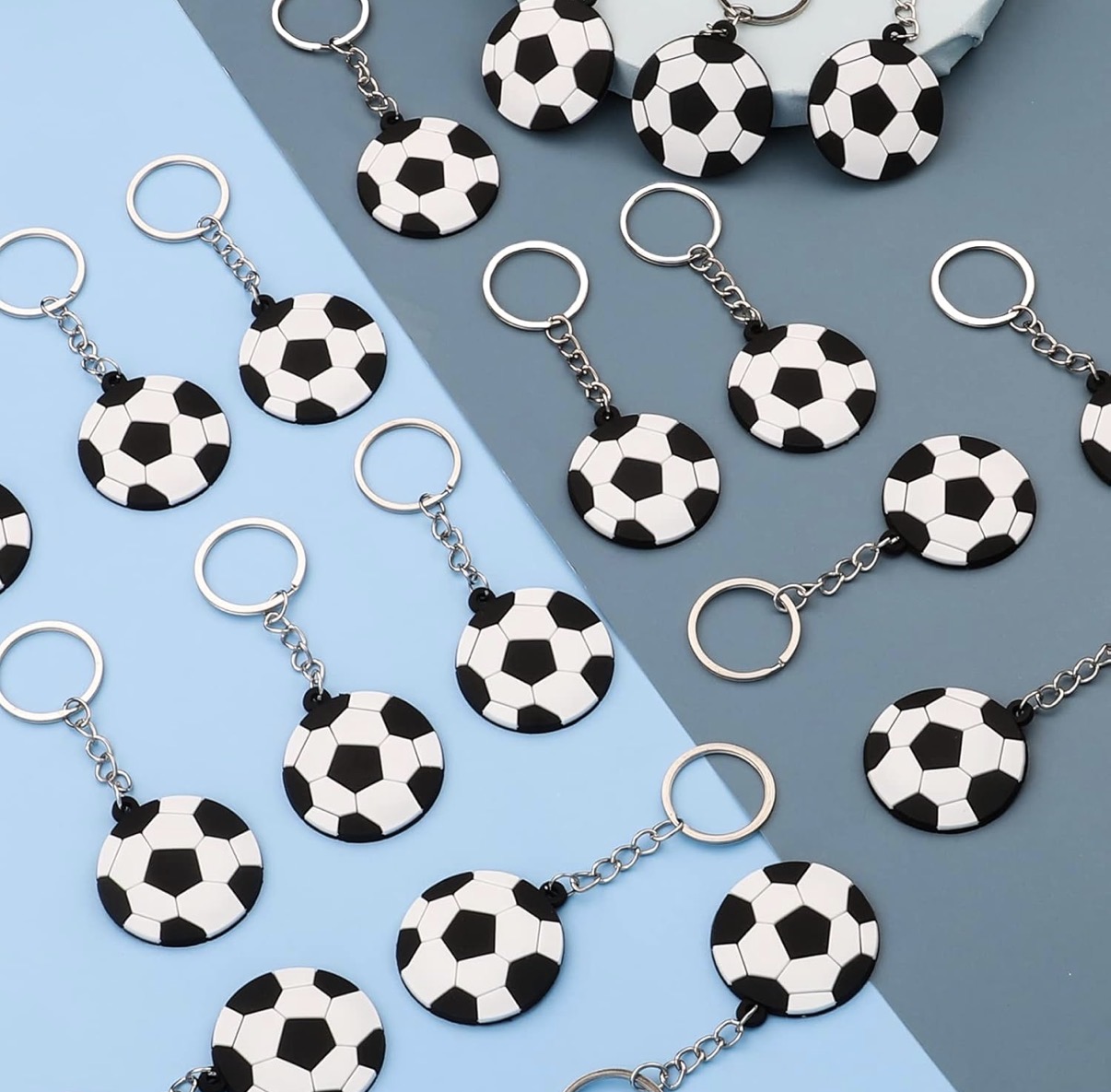 Футбольный брелок