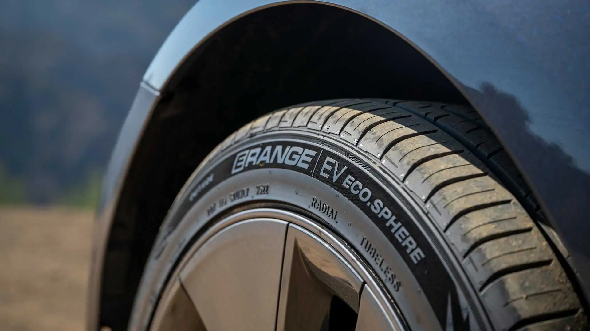 Electric Vehicle Tires – Everything You Need to Know
