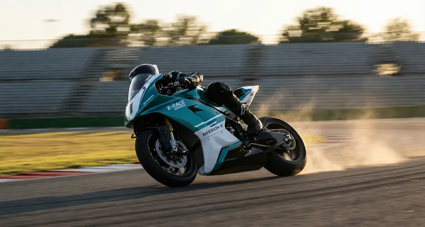 RadPower RadRunner vs. Lectric XP: Best Value Utility E-Bikes