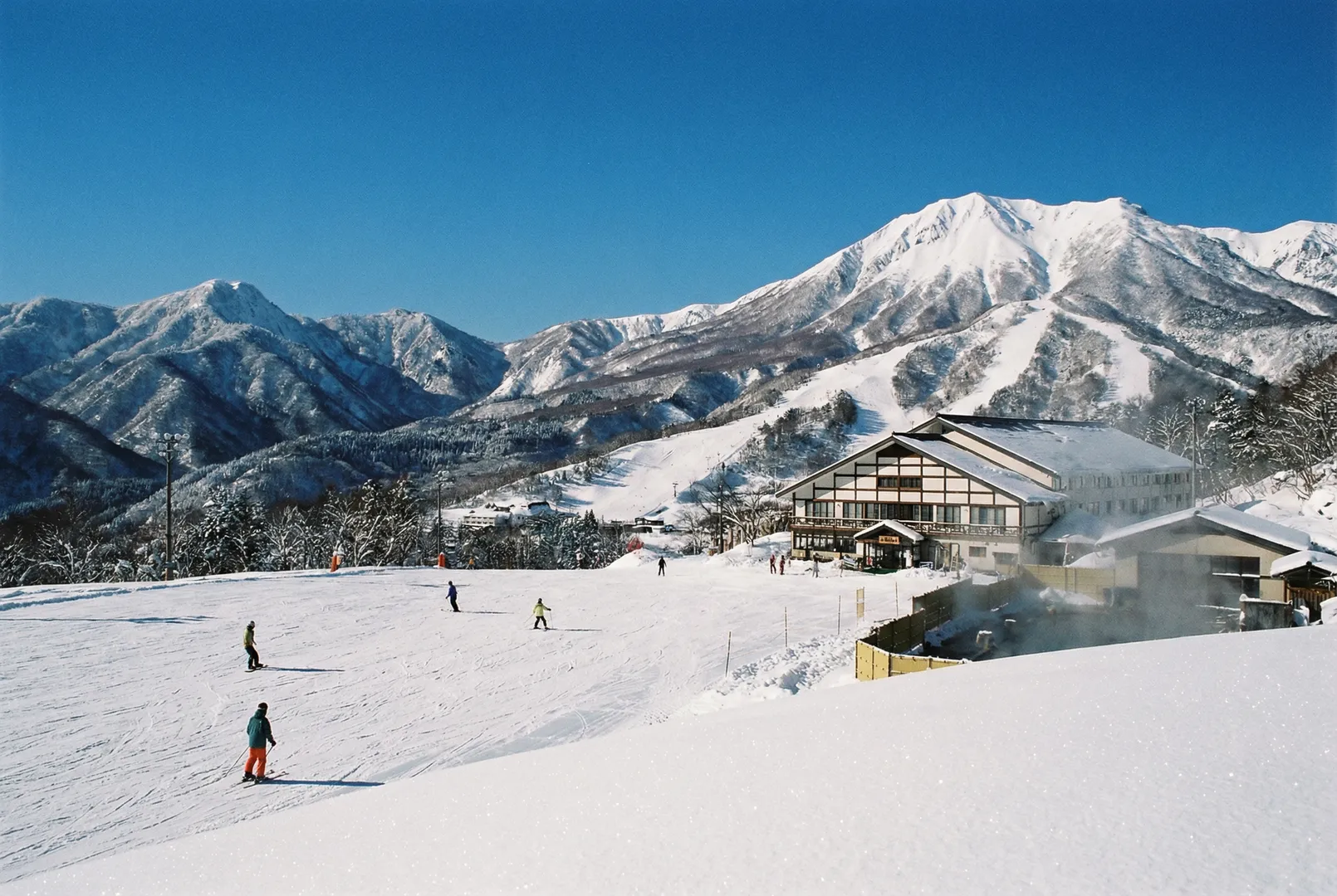 Kagamiganaru ski resort