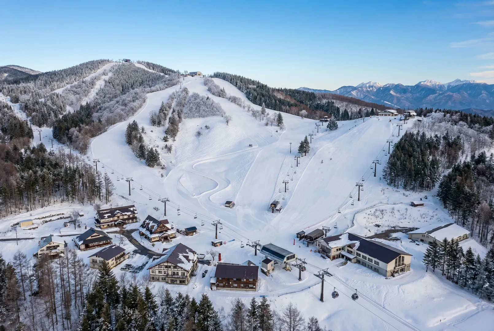 Pilatus Tateshina ski resort