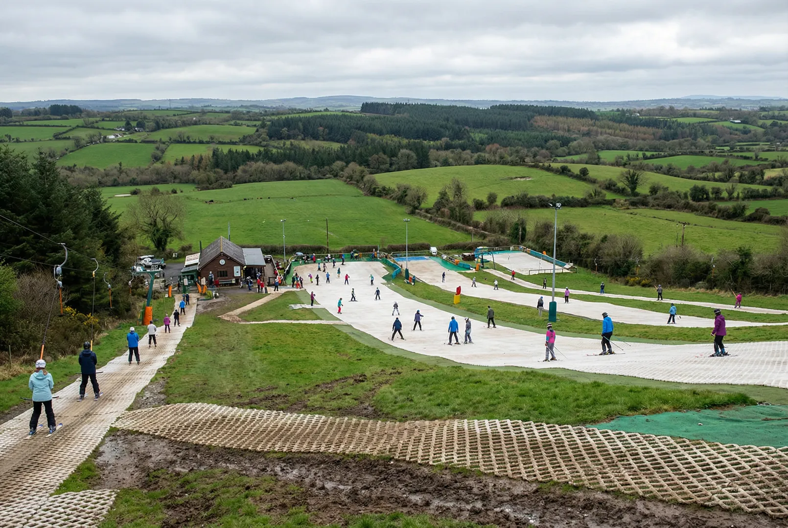 Ski Club of Ireland – Kilternan (dry slopes) ski resort