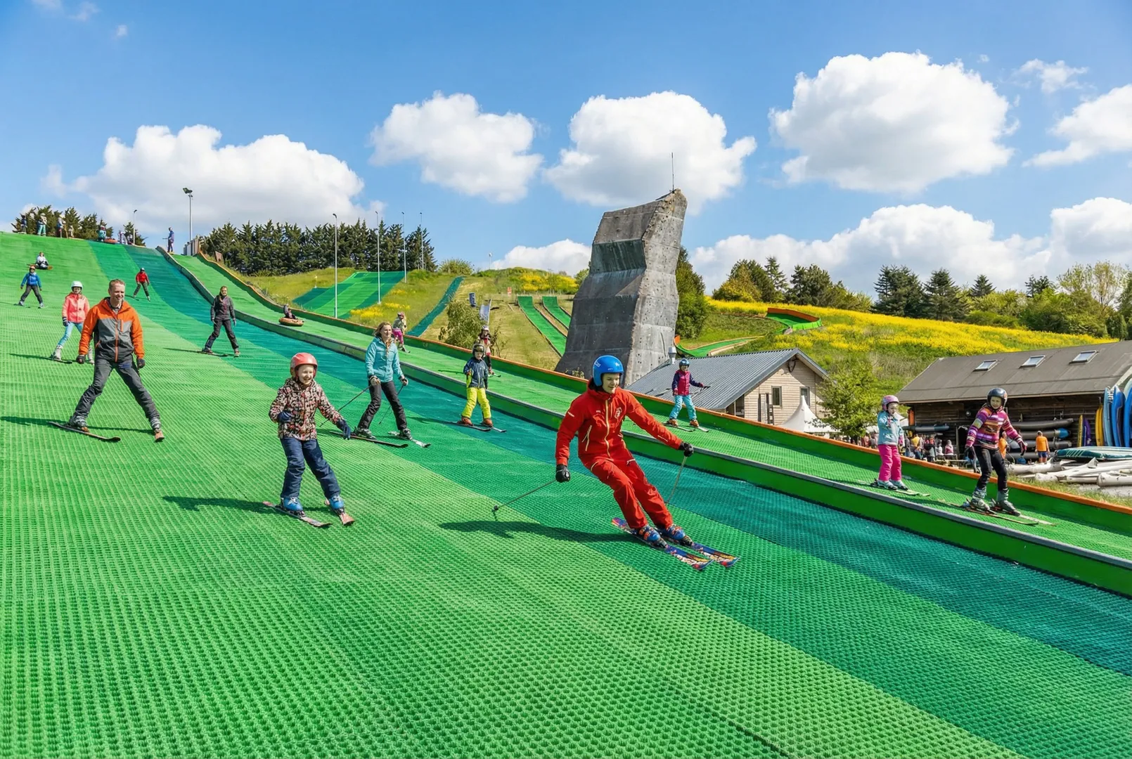 Outdoor Valley Wintersport – Bergschenhoek (dry slopes) ski resort