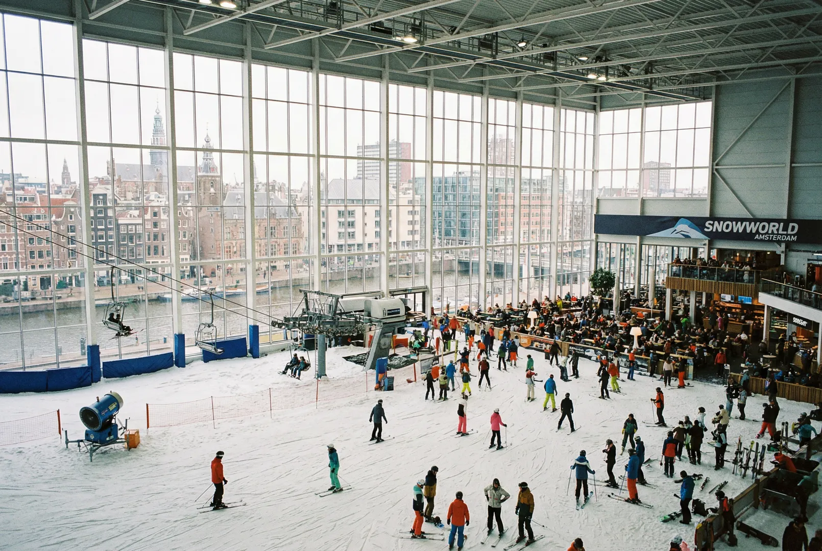 Snowcentrum Leeuwarden (dry slopes) ski resort