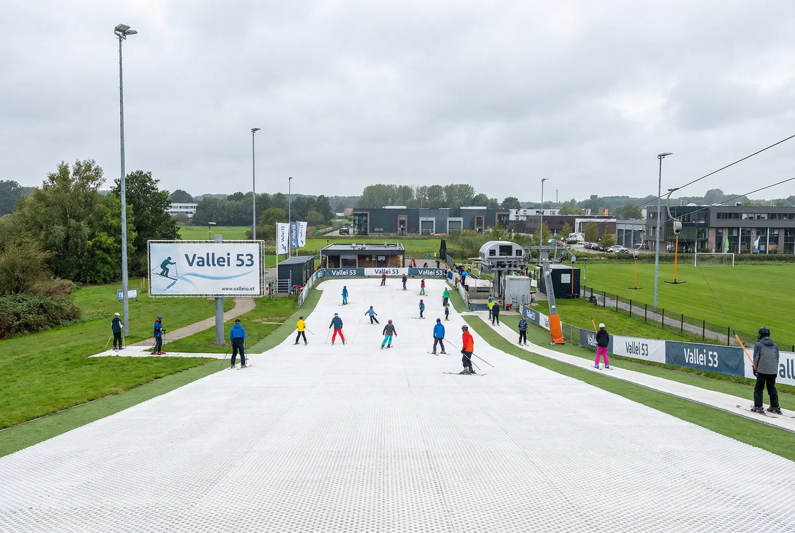 Vallei 53 (dry slopes) ski resort