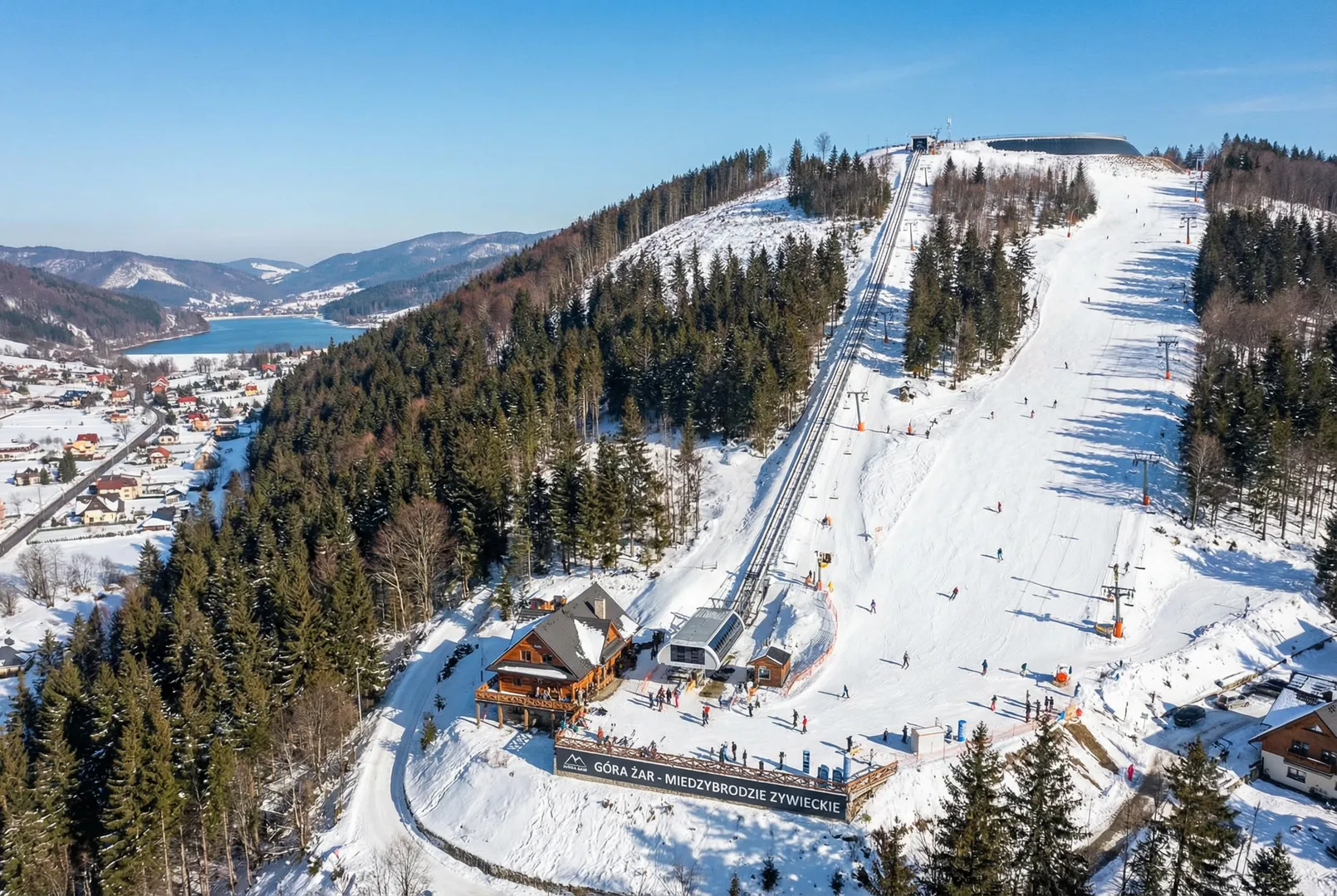 Góra Żar – Miedzybrodzie Zywieckie ski resort