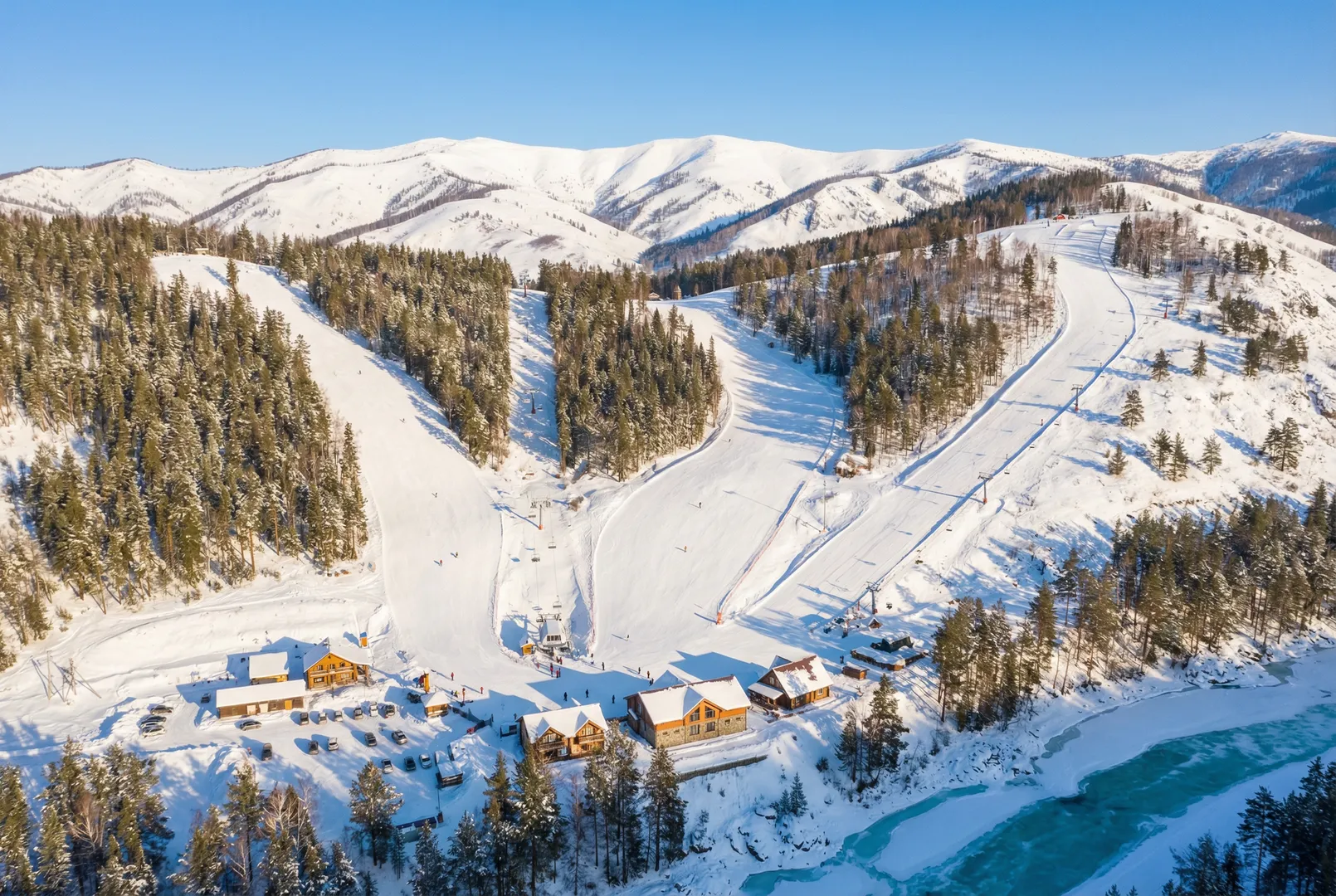 Biryuzovaya Katun ski resort