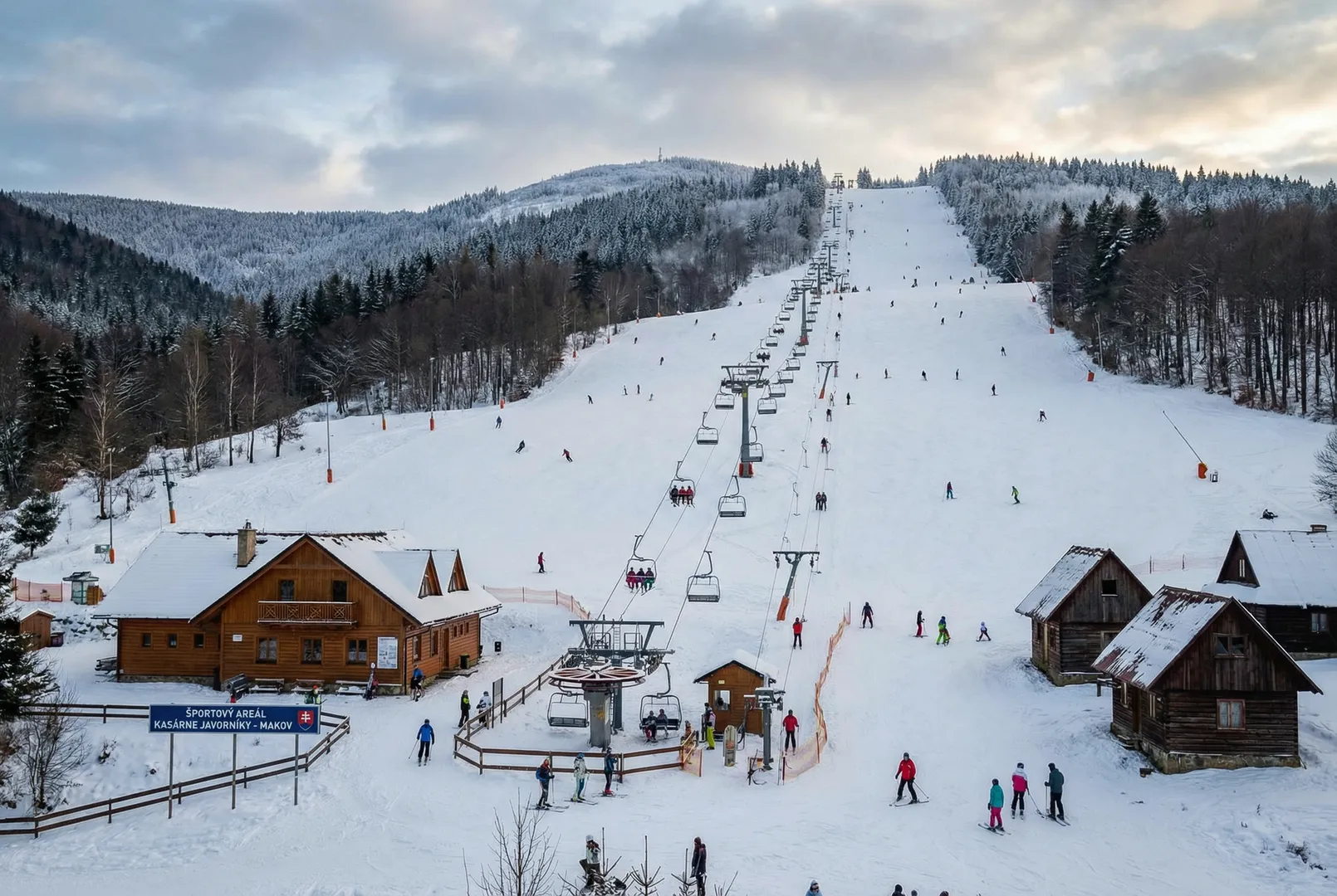 Kasárne Javorníky – Makov ski resort