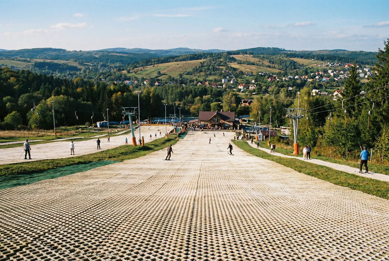 Vynnyky (dry slopes) ski resort