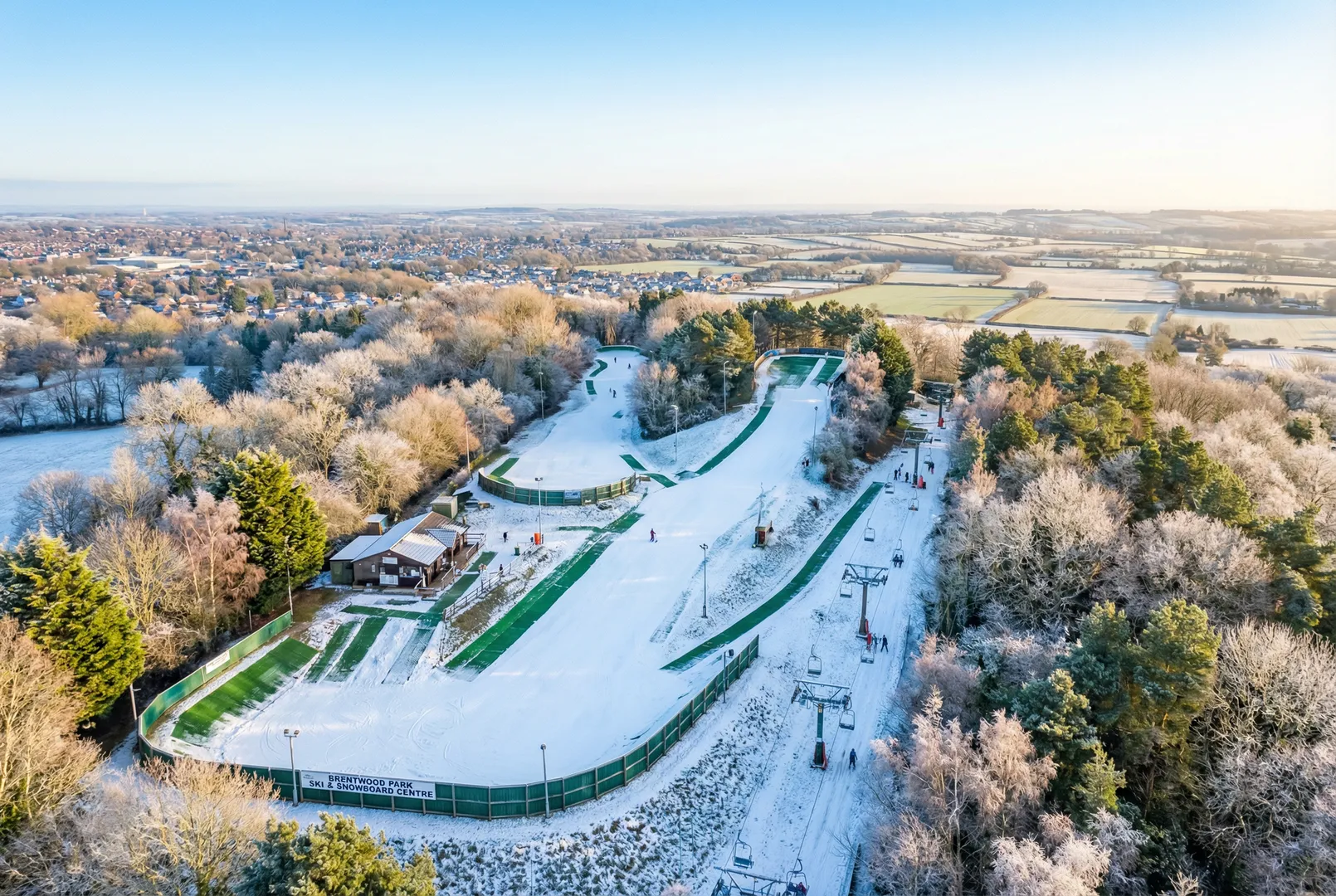 Brentwood Park Ski and Snowboard Centre (dry slopes) ski resort