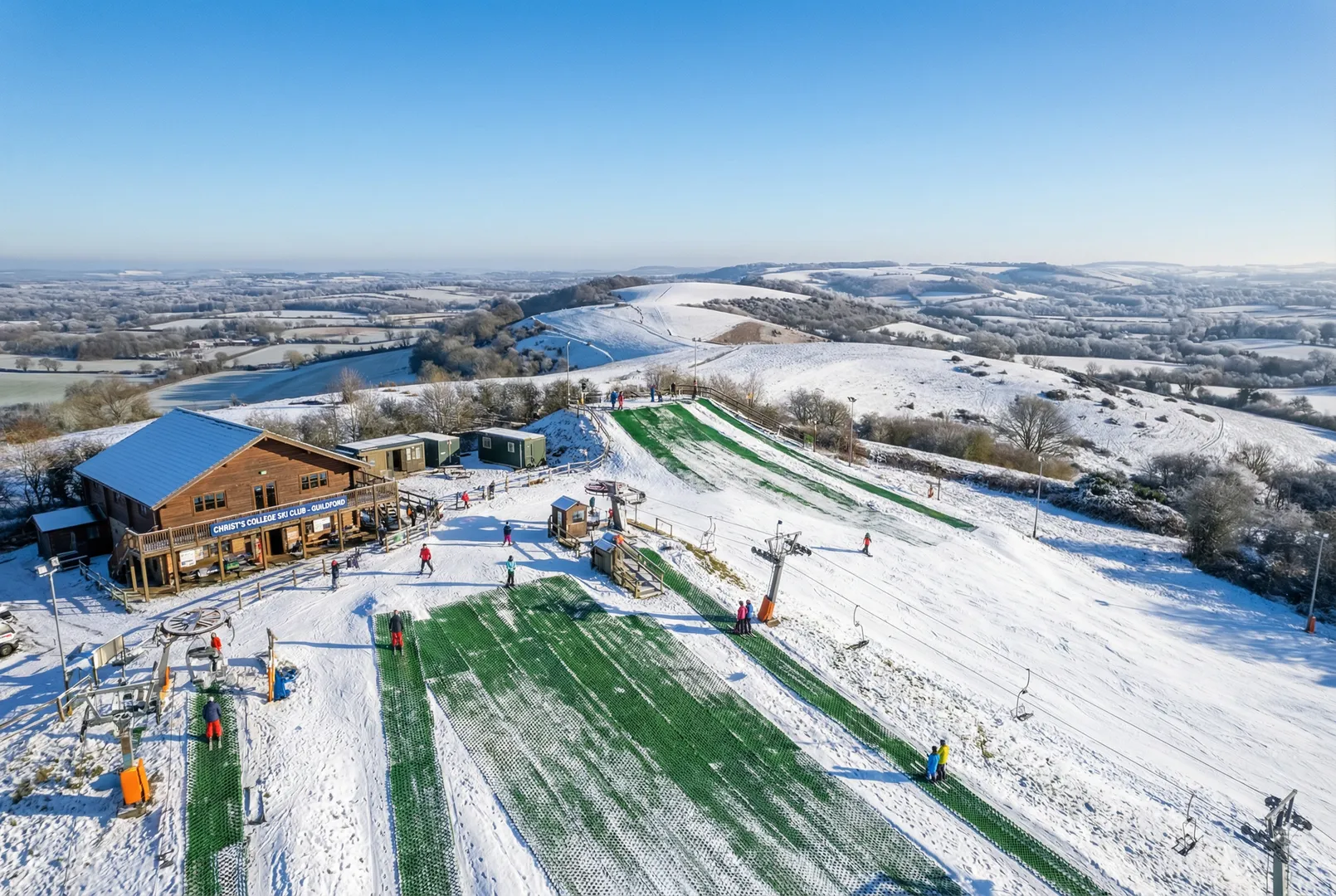 Christ‘s College Ski Club – Guildford (dry slopes) ski resort