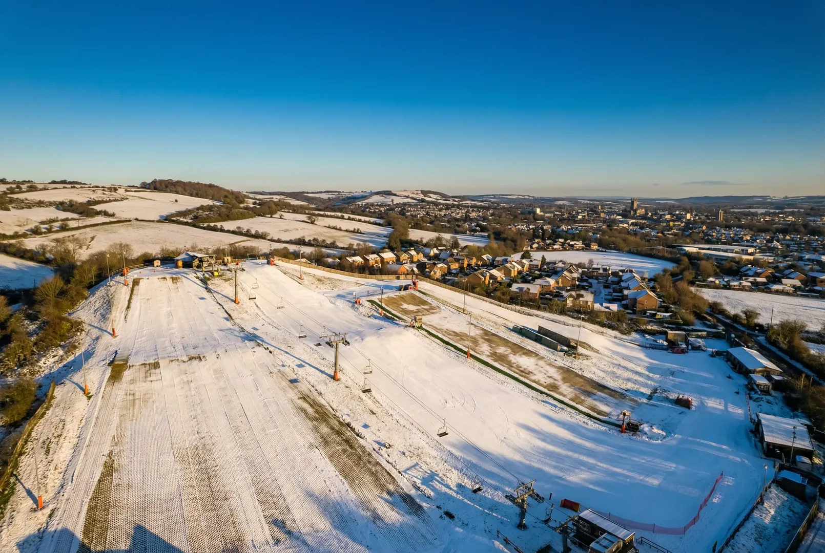 Gloucester Ski & Snowboard Centre (dry slopes) ski resort