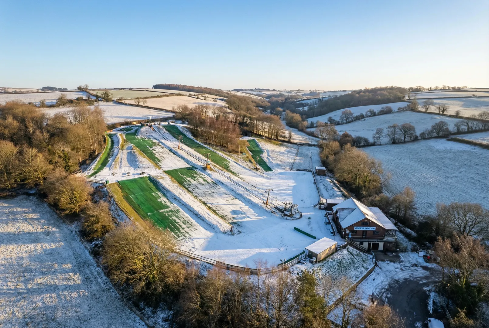 Kidsgrove Ski Centre (dry slopes) ski resort