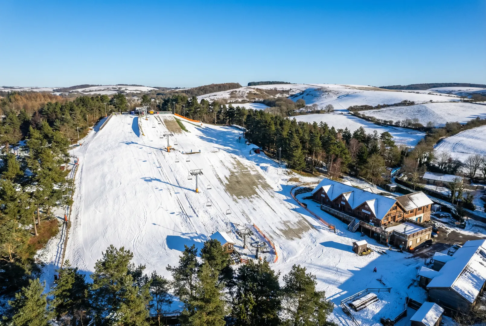 Snowtrax Alpine Activity Centre – Christchurch (dry slopes) ski resort