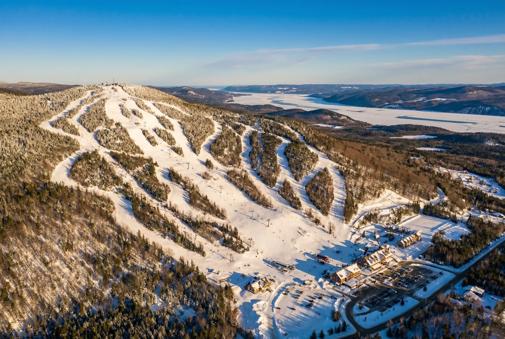 Mont Comi ski resort