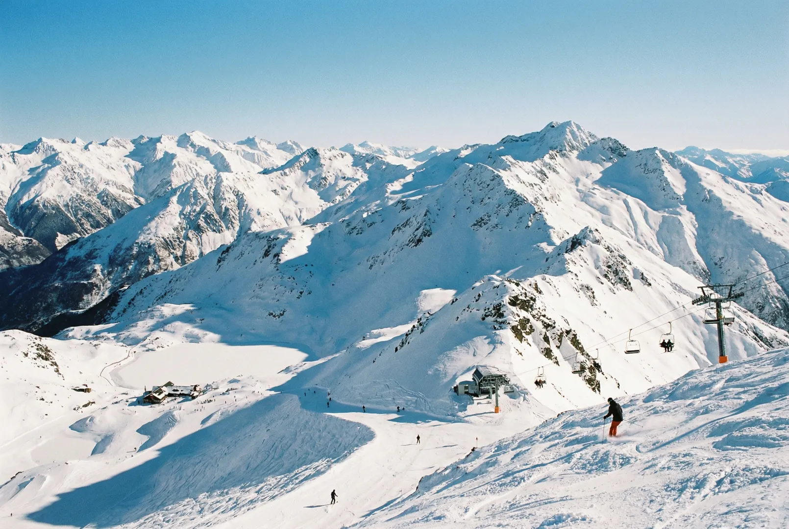 Harris Mountains ski resort