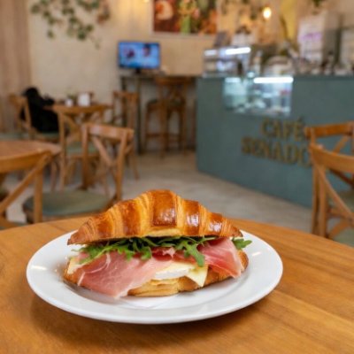 Croissant com Presunto Parma com Queijo Branco (rúcula)