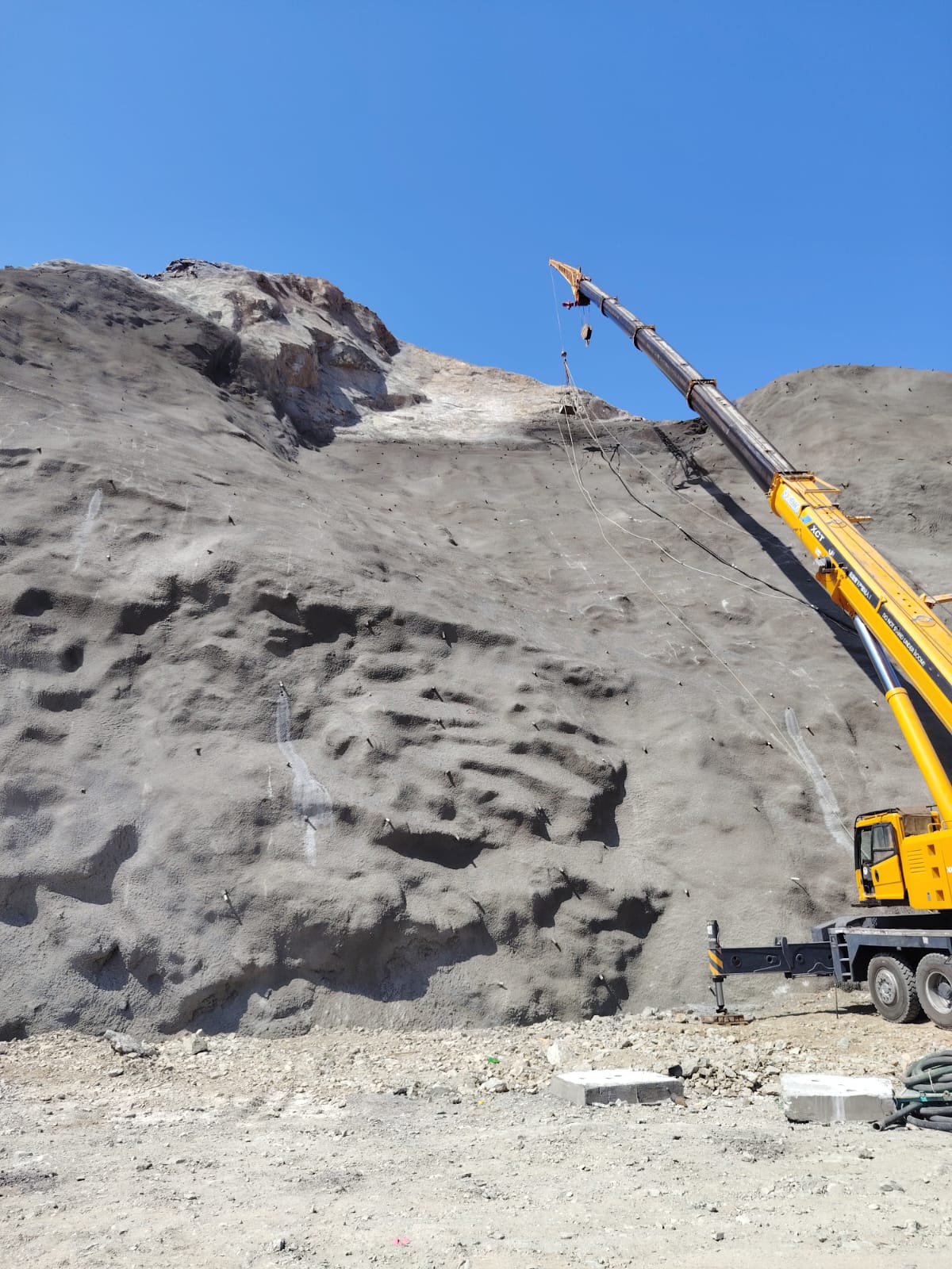 أعمال الحمايات الجبلية (الرشة الأسمنتية)