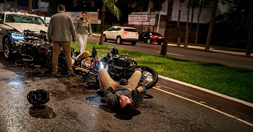 Veículo atinge policiais durante abordagem e deixa três militares feridos em Uberlândia