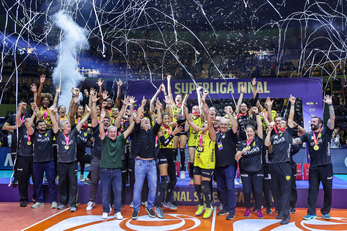 Dentil Praia Clube vence Minas e conquista o tricampeonato da Superliga