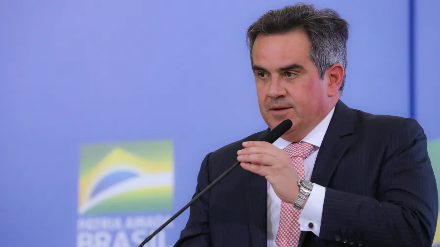 PF cumpre buscas contra Ciro Nogueira em operação sobre Banco Master 