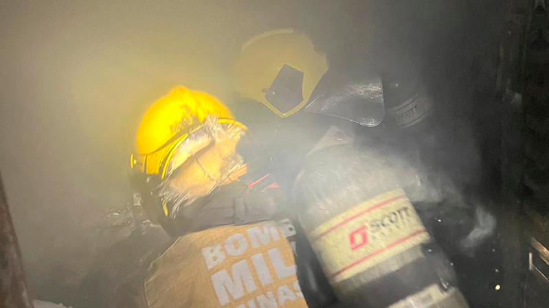 Bombeiro de folga ajuda a conter incêndio em casa de Uberlândia