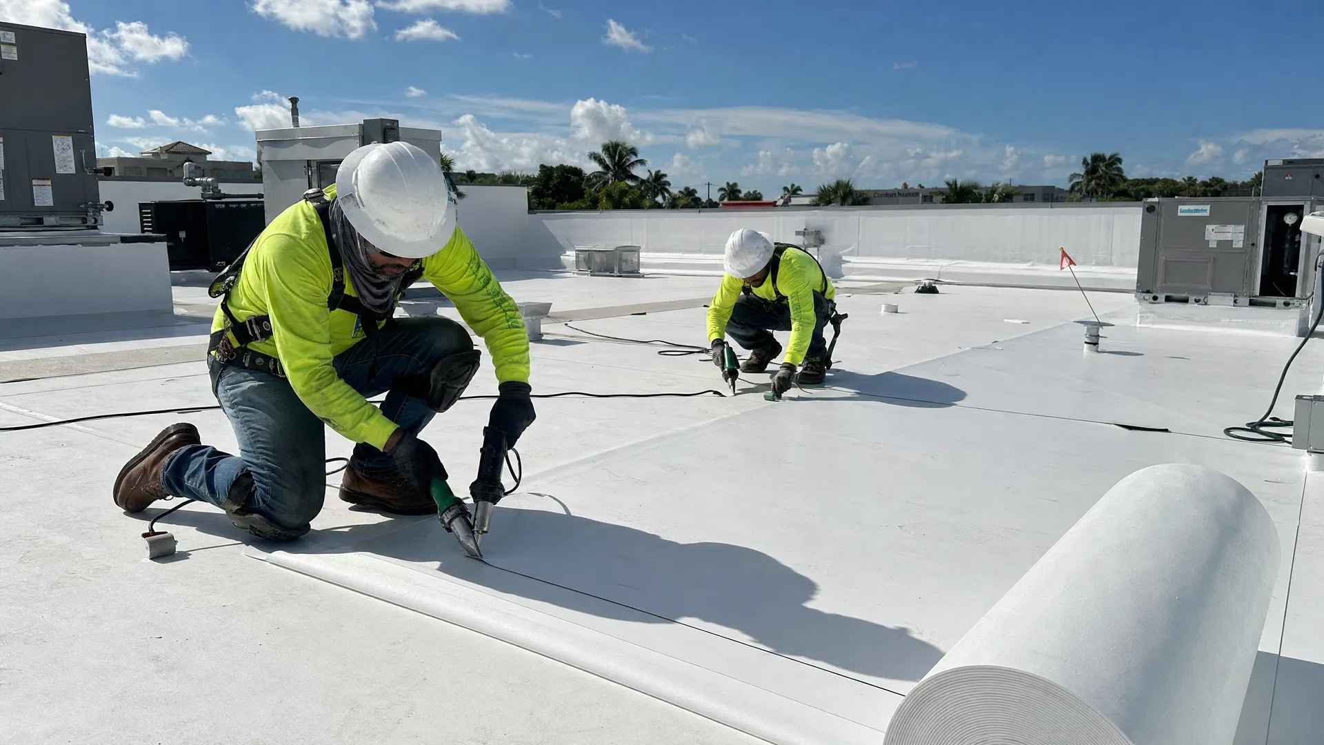 Commercial Roofers Near Me: What Florida Business Owners Should Ask Before Signing