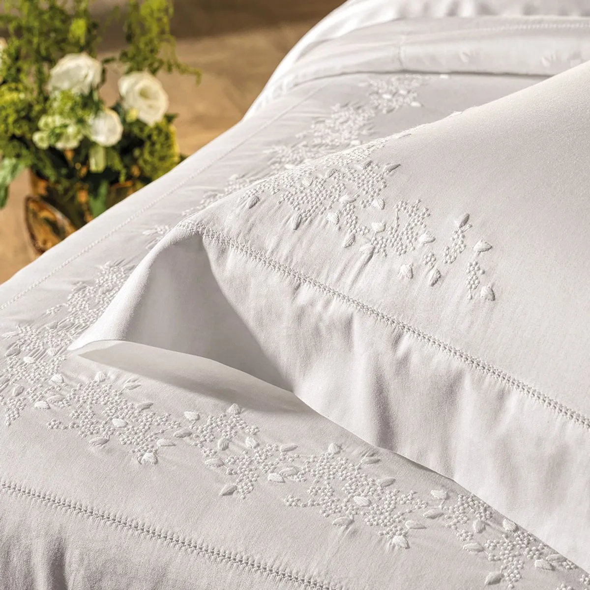 JOGO COLCHA POEME 03 PC BORDADOS EM CETIM 300 FIOS