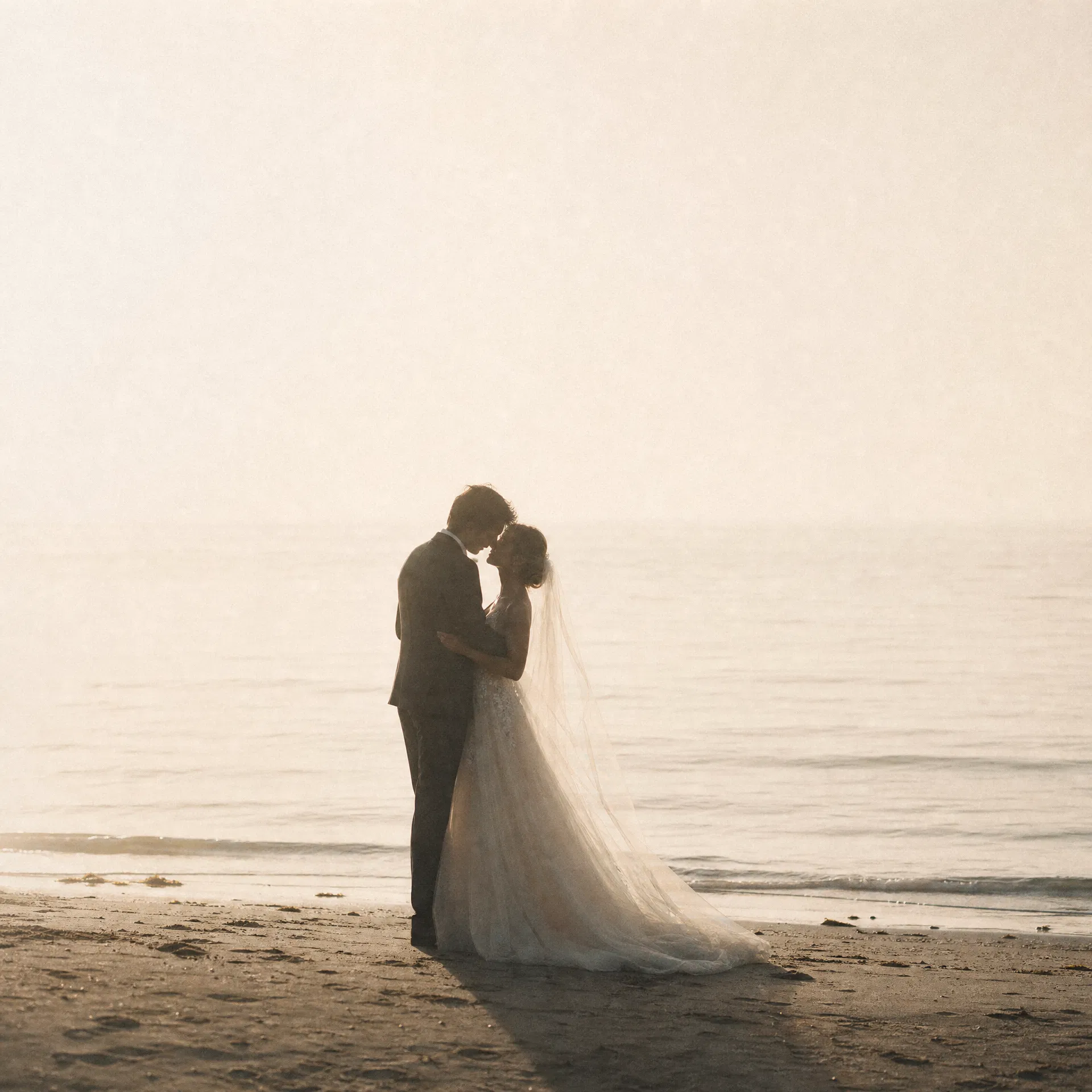 Beachside Kiss