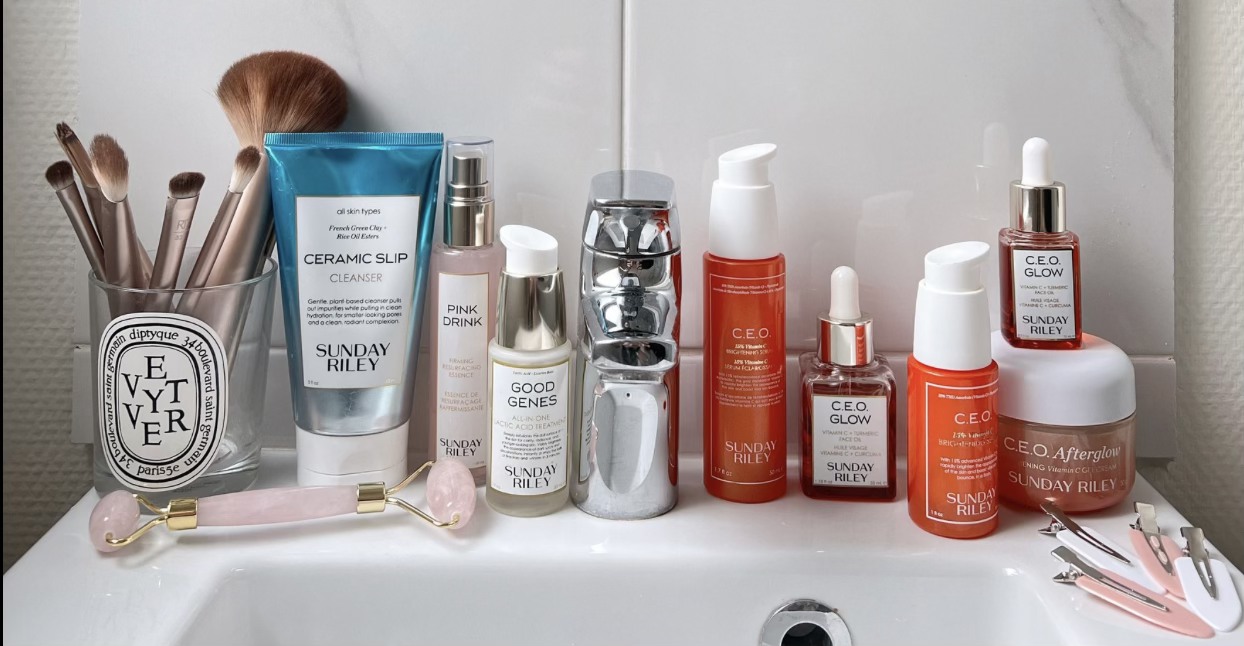 Free Sample of Sunday Riley Skincare