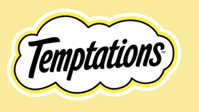 Free sample of TEMPTATIONS™ Cat Treats.
