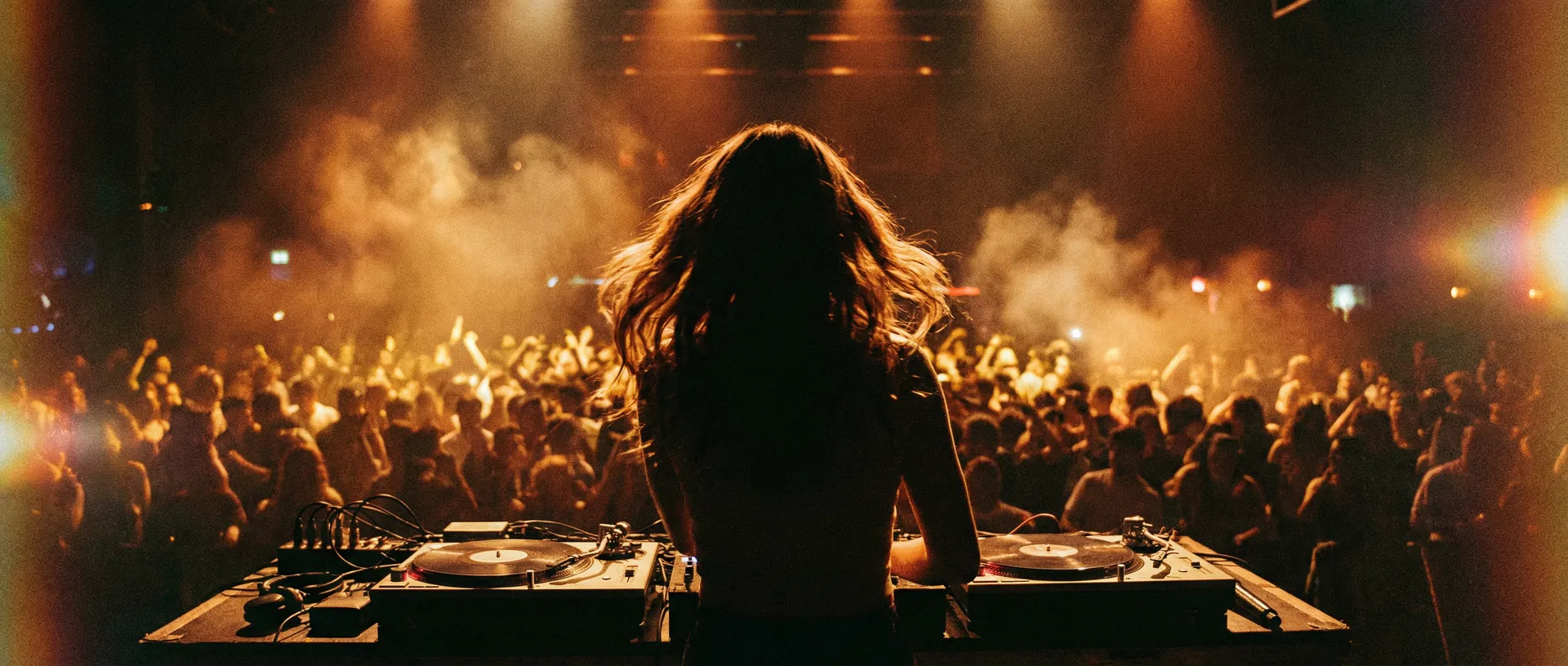 BRUNNÄ performing live