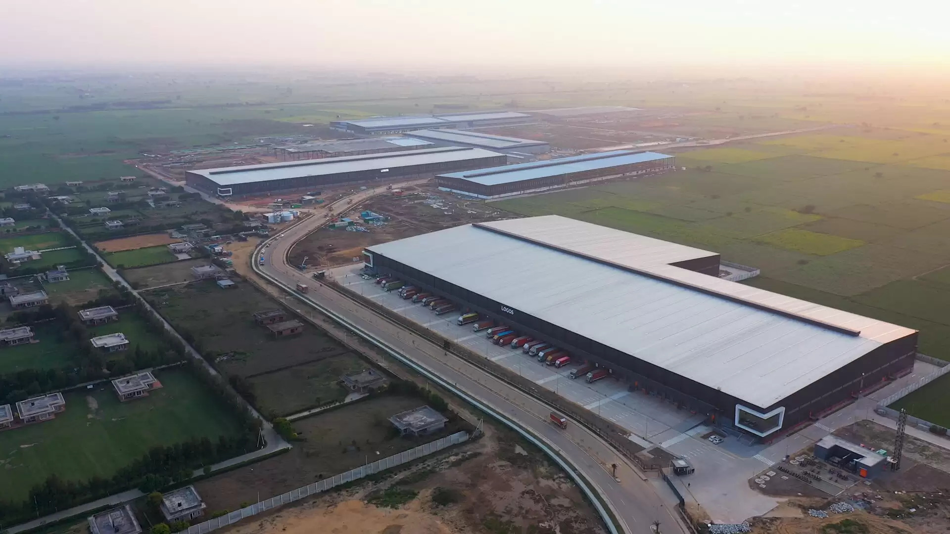 LOGOS Logistics Park - Luhari