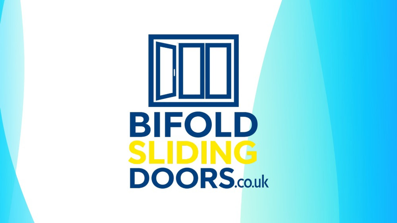 High-performance aluminium sliding doors with narrow thermal frames and tempered glass for commercial offices and residential patios