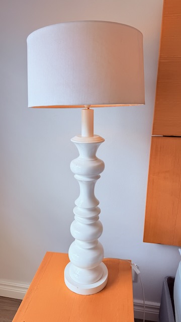 2 White Side Lamps 2