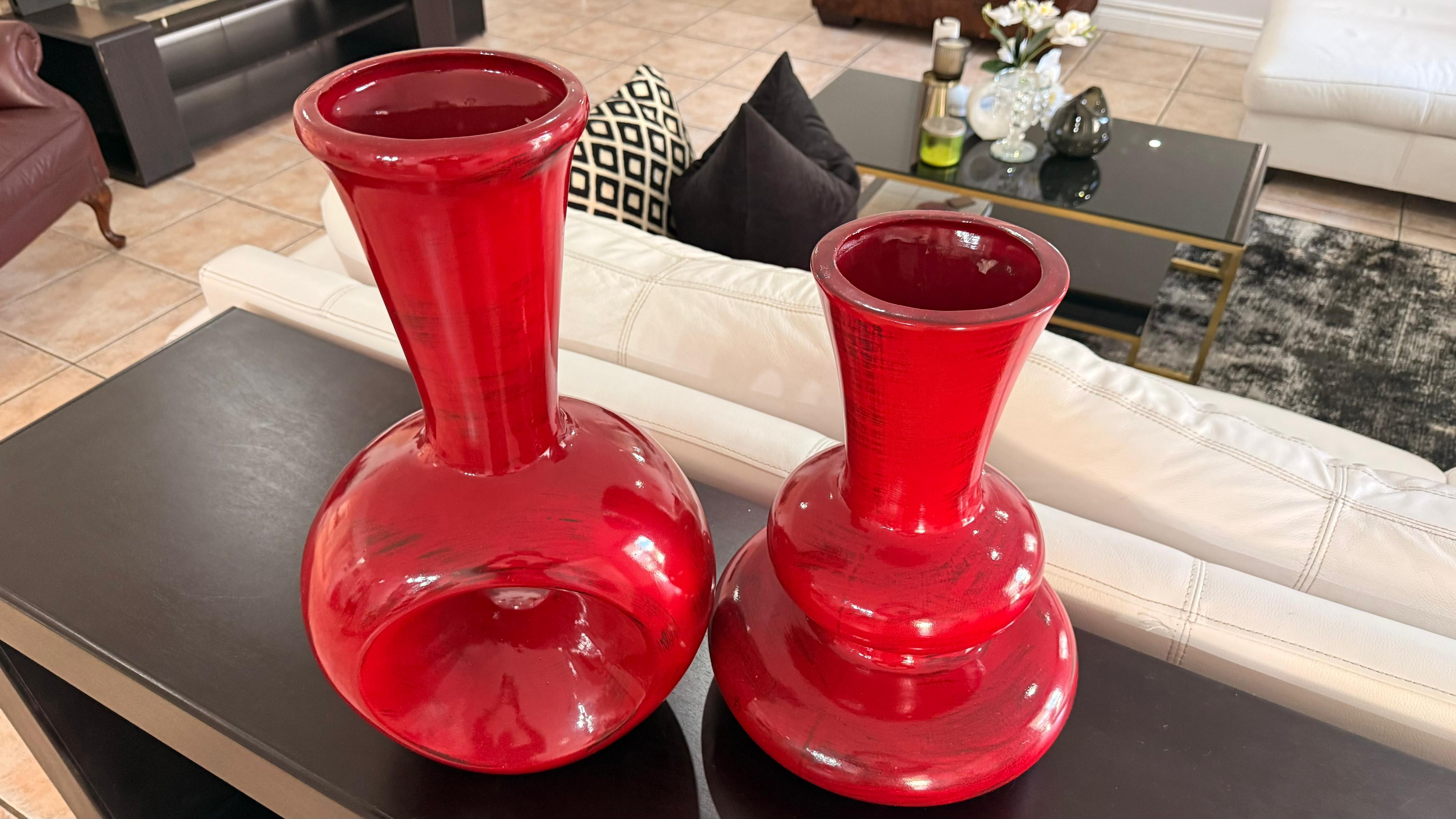 2 Red Vases set 3