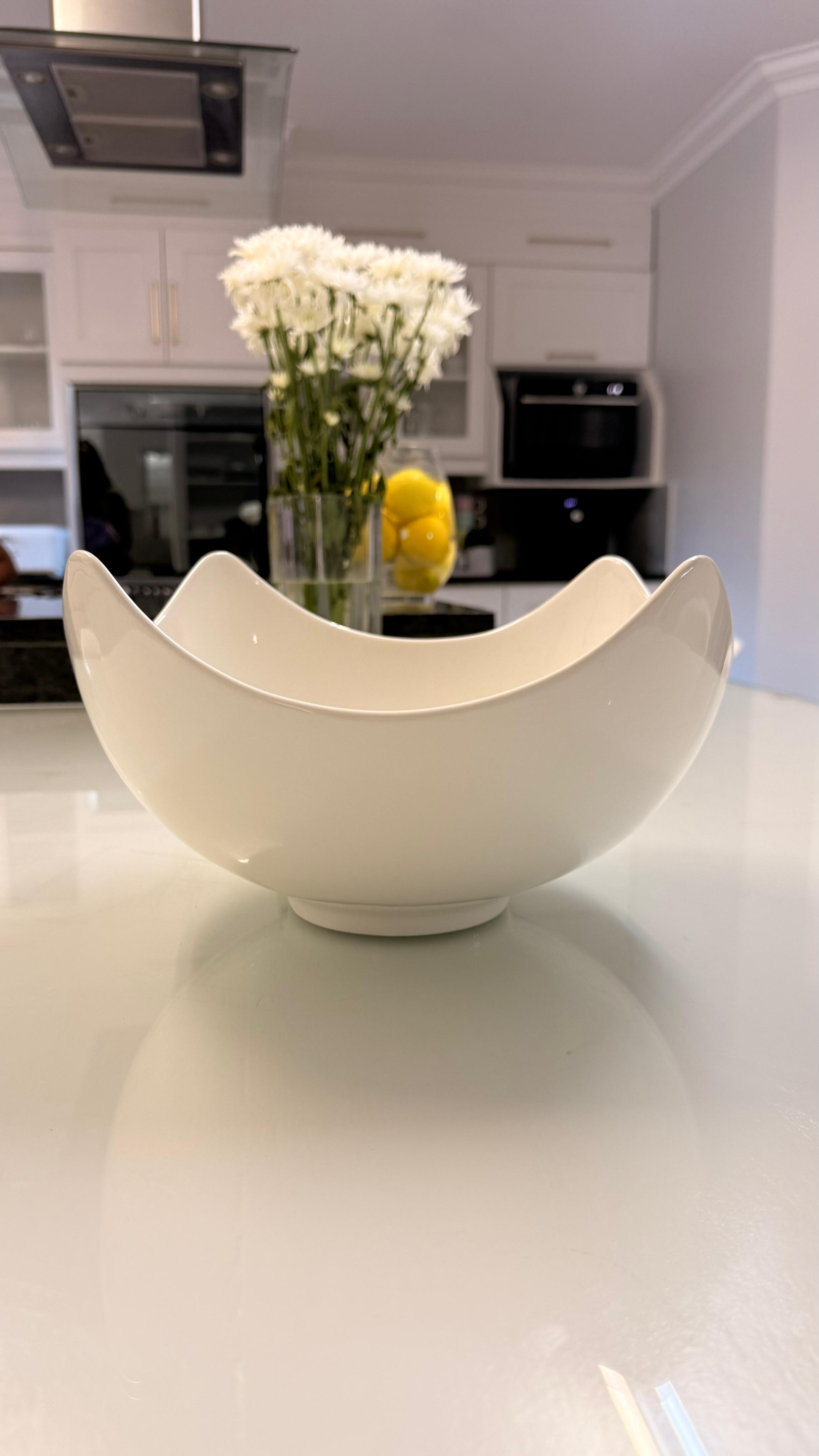 Fine Porcelain Large Salad bowl from @Home 1