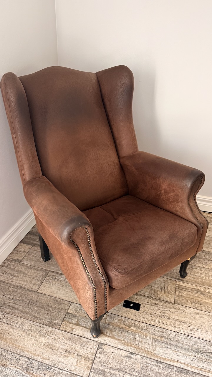 Brown Wingback 
