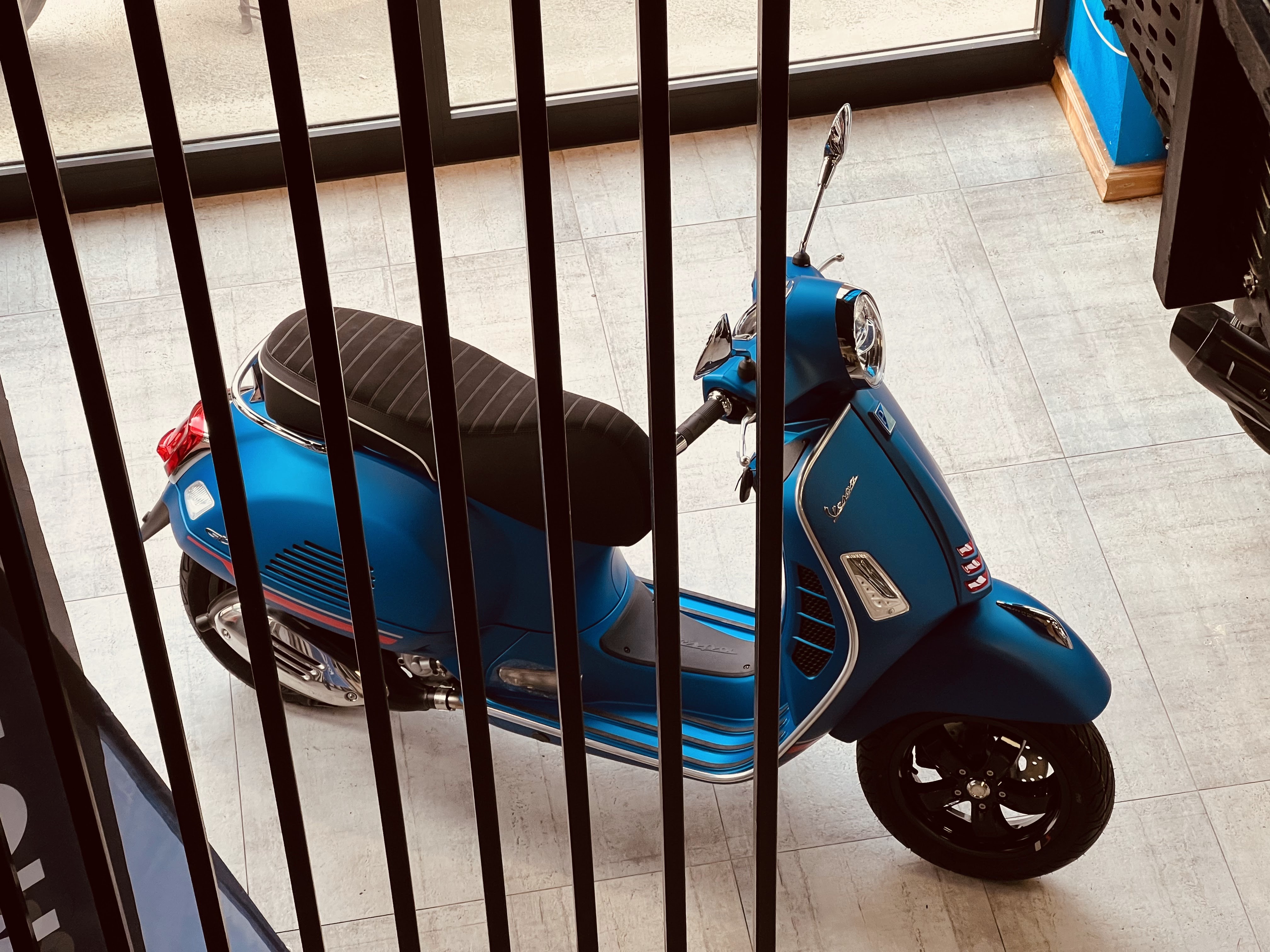 The Vespa GTS 300 HPE is my second Vespa experience after the Primavera 150. We’ve ridden through beautiful roads and visited wonderful places together. It has been a truly great companion on the journey.