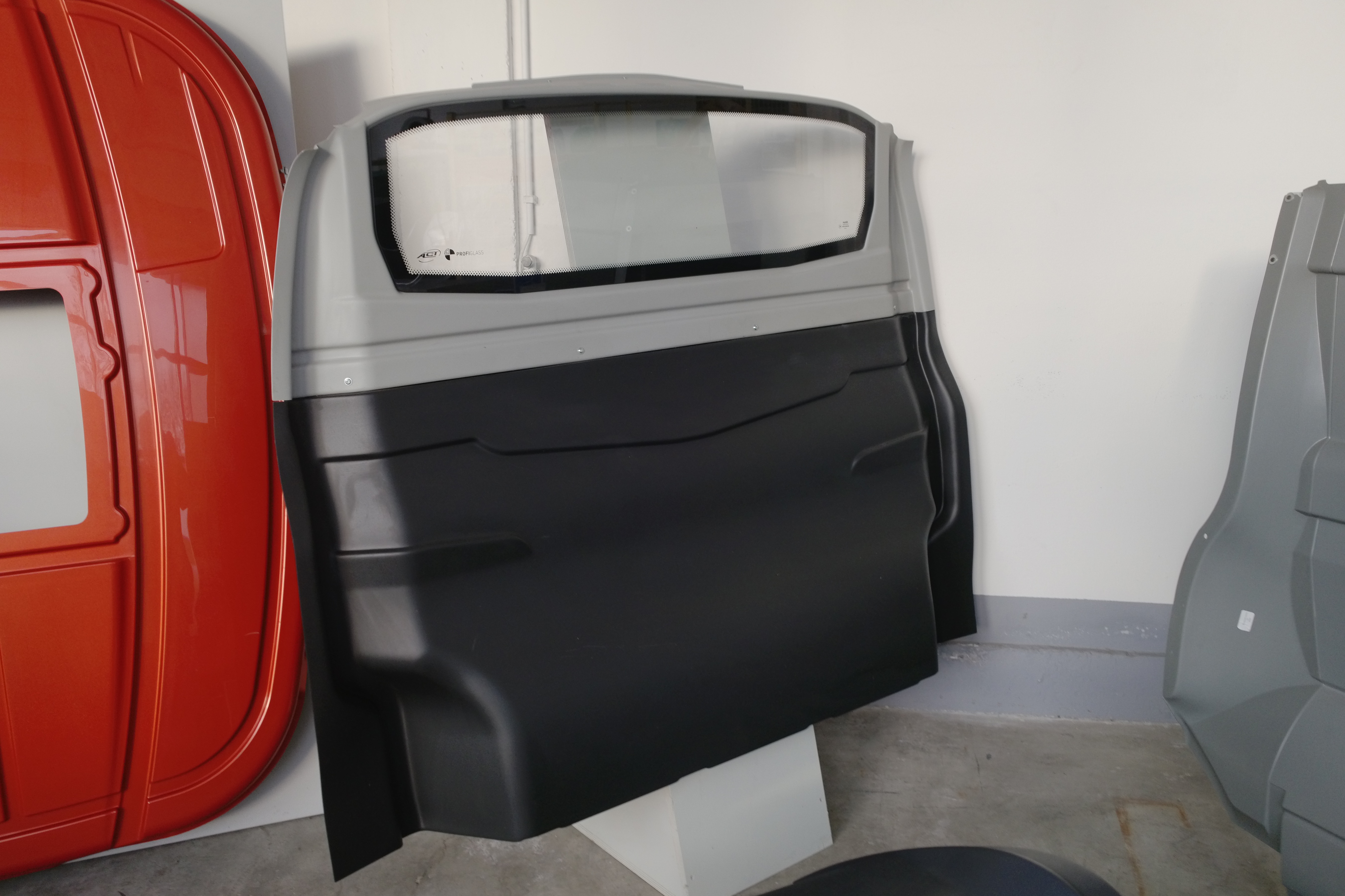 Vacuum formed polypropylene commercial vehicle separator