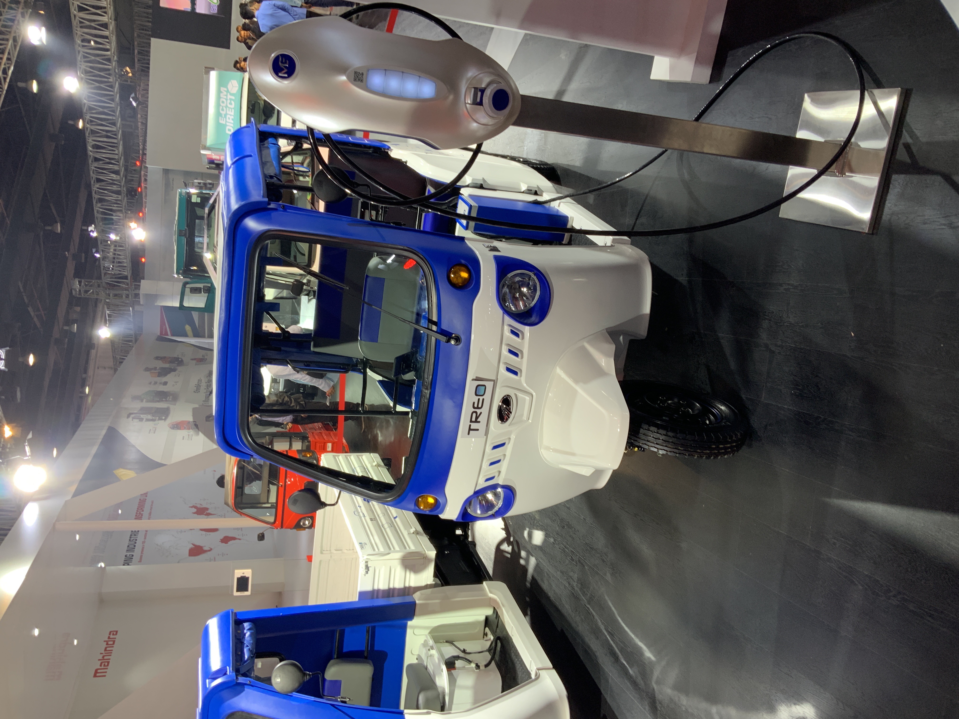 HDPE vacuum formed roof on an electric rickshaw